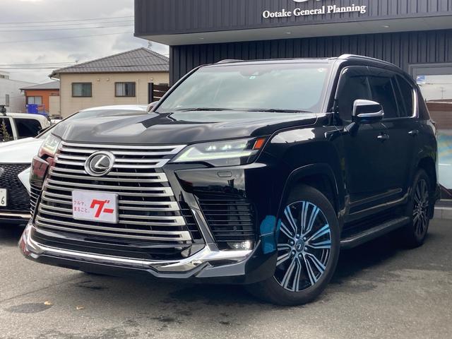 2022 LEXUS LX600