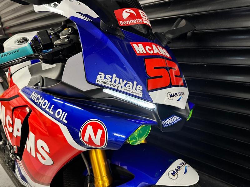 2019 YAMAHA R1