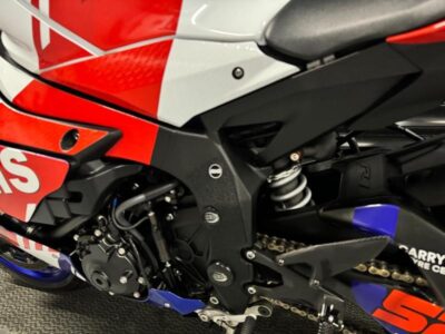 2019 YAMAHA R1