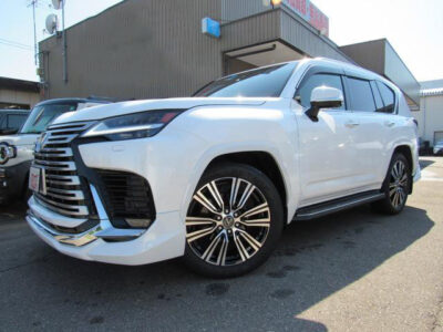 2023 LEXUS LX600