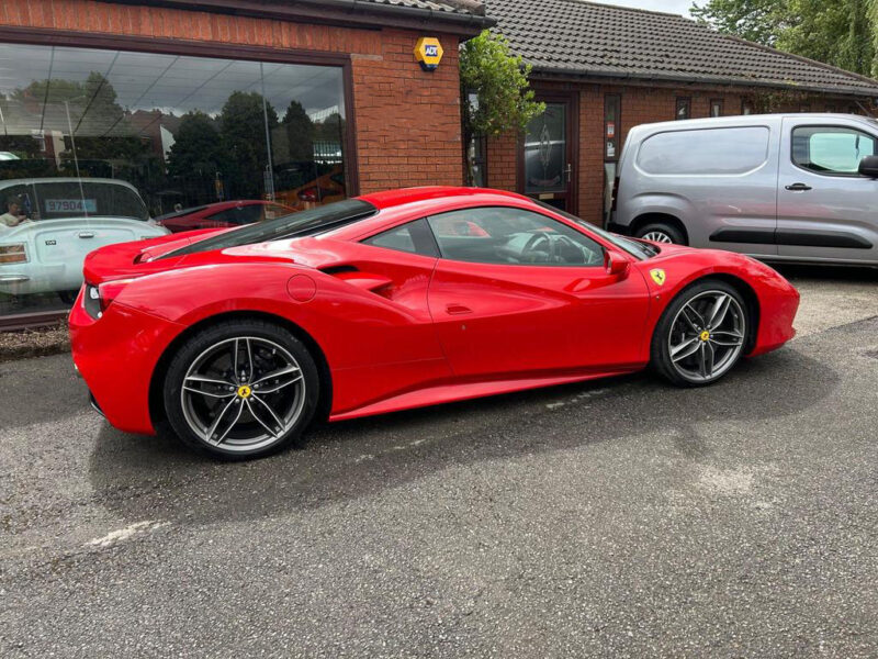 2018 FERRARI 488 GTB