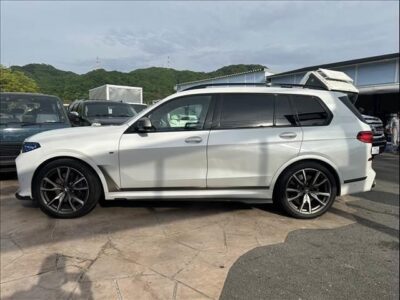 2022 BMW X7 M50I