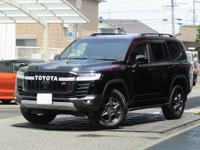 2023 TOYOTA LAND CRUISER LC300 GR SPORT