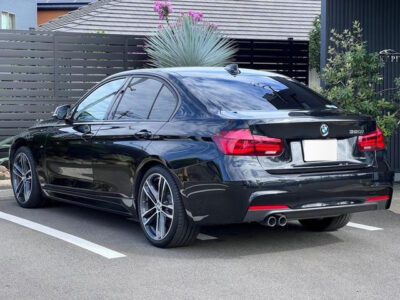 2018 BMW 320i M SPORT EDITION SHADOW