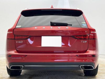 2018 VOLVO V60 T5 INSCRIPTION