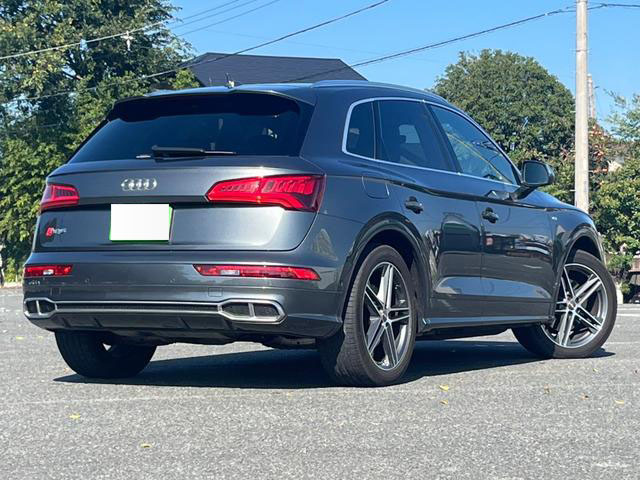 2018 AUDI SQ5