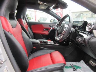 2018 MERCEDES BENZ A180 STYLE AMG LEATHER EXCLUSIVE PACKAGE