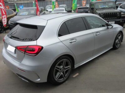 2018 MERCEDES BENZ A180 STYLE AMG LEATHER EXCLUSIVE PACKAGE