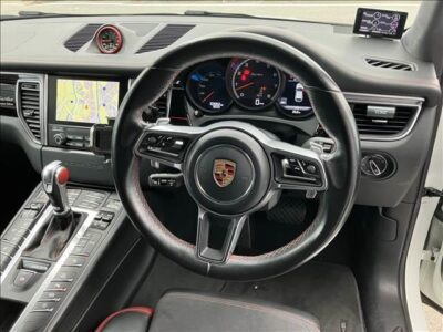 2018 PORSCHE MACAN TURBO PERFORMANCE