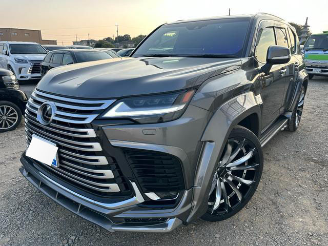 2022 LEXUS LX600 WALD EDITION