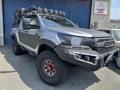 2019 TOYOTA HILUX X