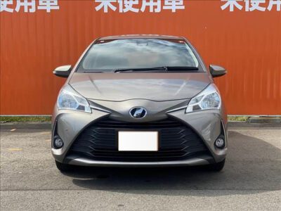 2018 TOYOTA VITZ F