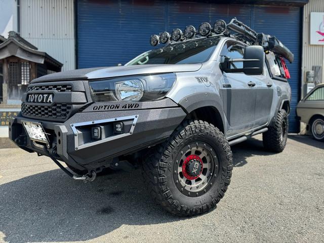 2019 TOYOTA HILUX X