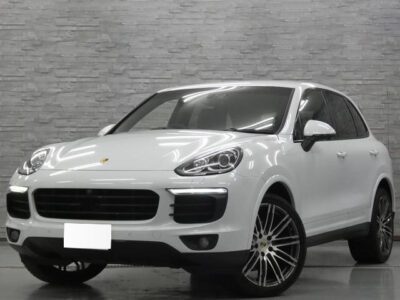 2018 PORSCHE CAYENNE PLATINUM EDITION