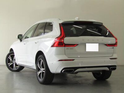 2018 VOLVO XC60 D4 AWD R-DESIGN