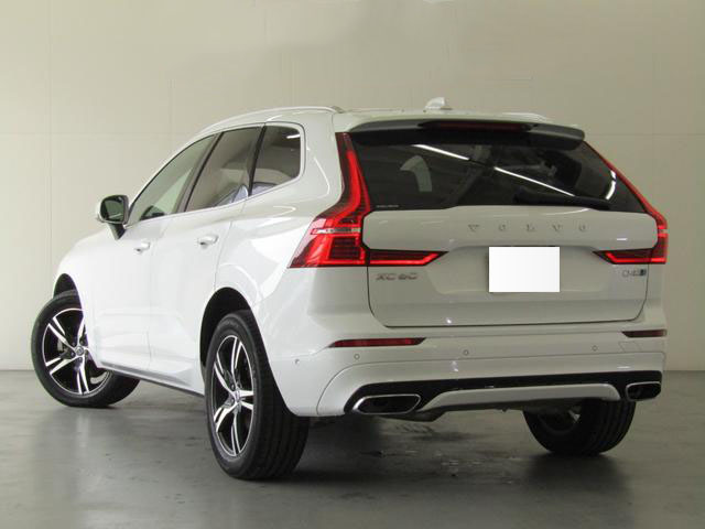 2018 VOLVO XC60 D4 AWD R-DESIGN