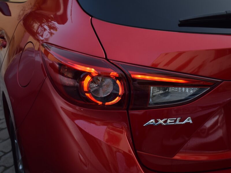 2017 MAZDA AXELA SPORT 15S SKYACTIVE