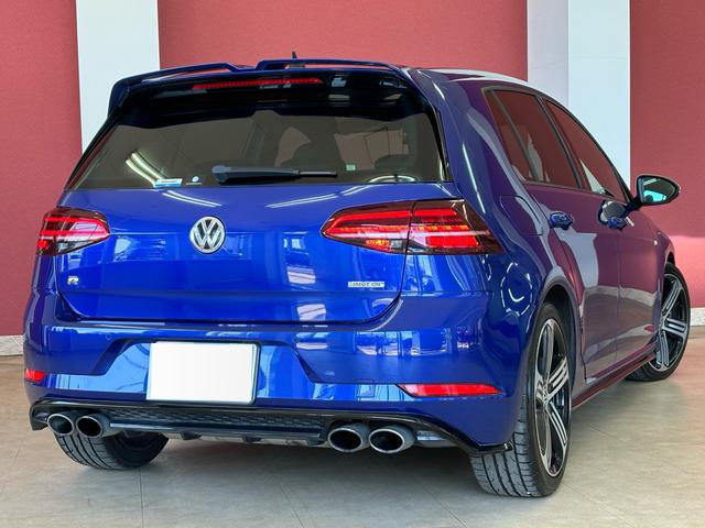 2018 VOLKSWAGEN GOLF R (Rare Spec)