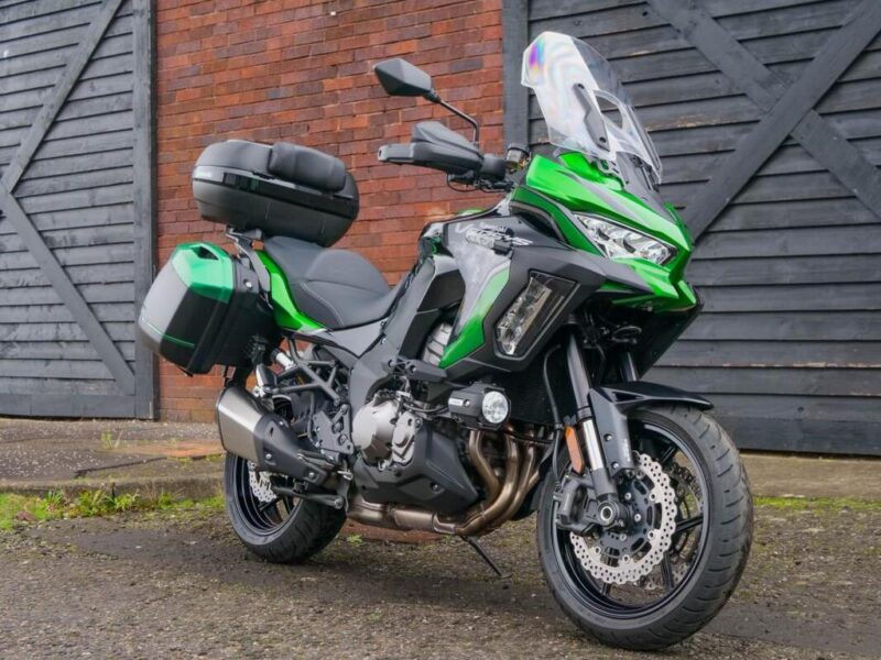 2021 Kawasaki Versys 1000 SE