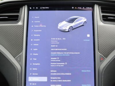 2020 Tesla Model S Performance