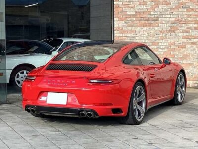 2018 Porsche 911 Carrera 4S