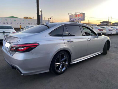 2018 Toyota Crown Hybrid 2.5RS