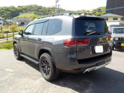 2023 Toyota Land Cruiser GR Sport - FJA300W