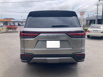 2024 Lexus LX600