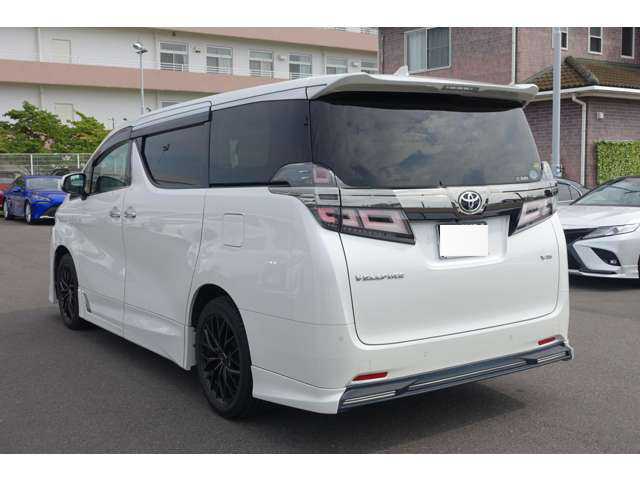 2018 TOYOTA VELLFIRE 3.5 V6 Executive Lounge