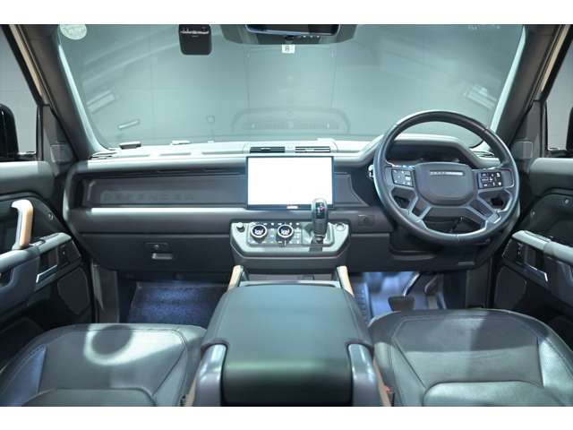 2022 Land Rover Defender 110X-Dynamic SE D300