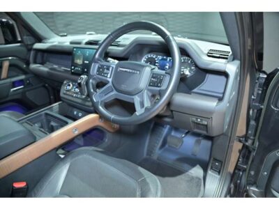 2022 Land Rover Defender 110X-Dynamic SE D300
