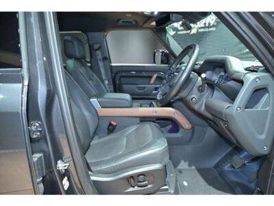 2022 Land Rover Defender 110X-Dynamic SE D300