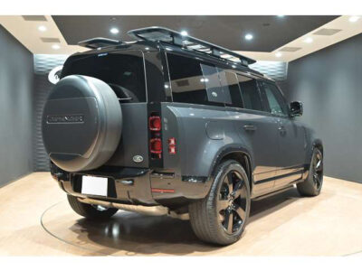 2022 Land Rover Defender 110X-Dynamic SE D300