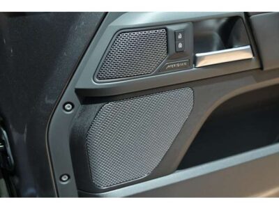 2022 Land Rover Defender 110X-Dynamic SE D300