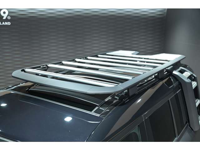 2022 Land Rover Defender 110X-Dynamic SE D300