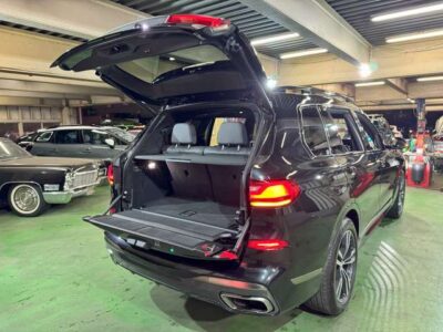 2022 BMW X7 M50i