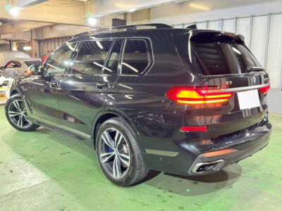 2022 BMW X7 M50i
