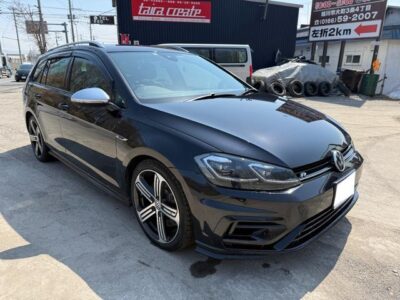 2019 Volkswagen Golf R Variant