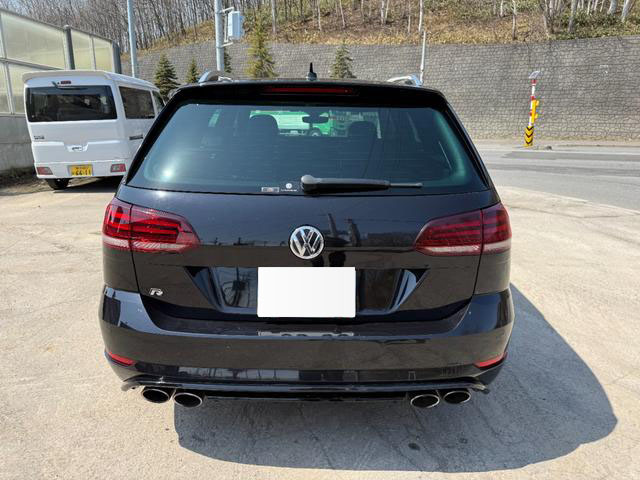 2019 Volkswagen Golf R Variant