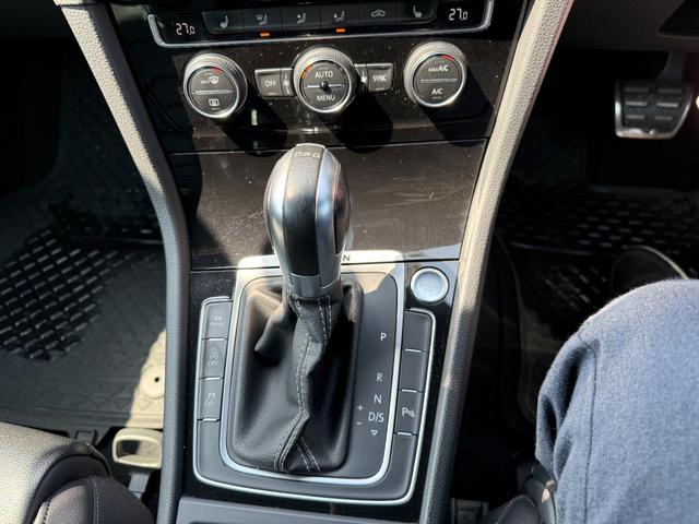 2019 Volkswagen Golf R Variant
