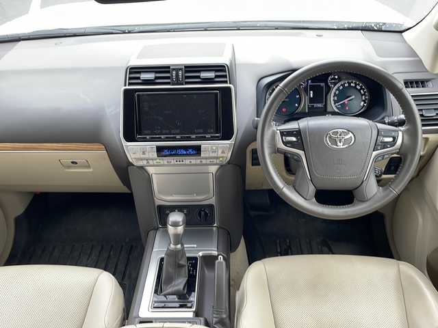 2018 Toyota Land Cruiser Prado TX-L - GDJ150