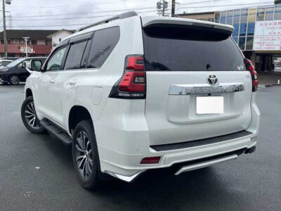 2018 Toyota Land Cruiser Prado TX-L - GDJ150