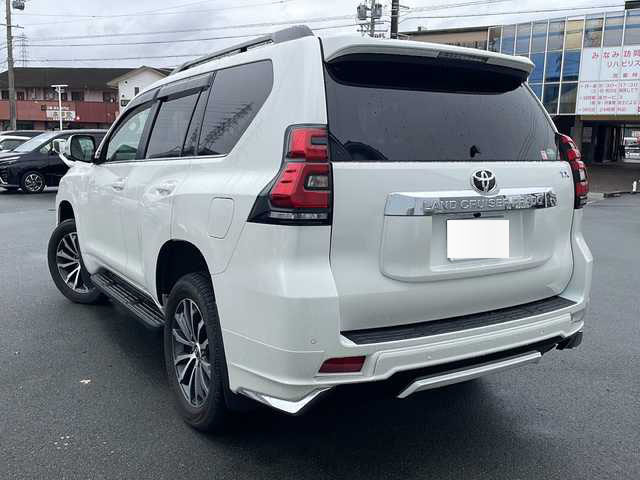2018 Toyota Land Cruiser Prado TX-L - GDJ150