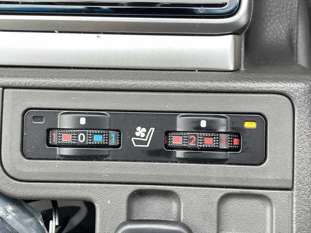 2018 Toyota Land Cruiser Prado TX-L - GDJ150