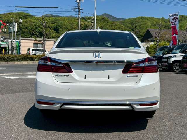 2018 Honda Accord Hybrid EX