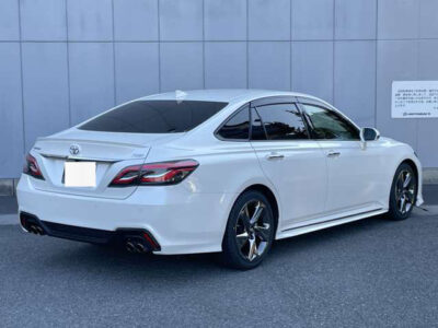 2018 Toyota Crown RS