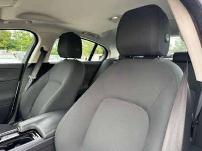 2018 Jaguar XE 20t Prestige