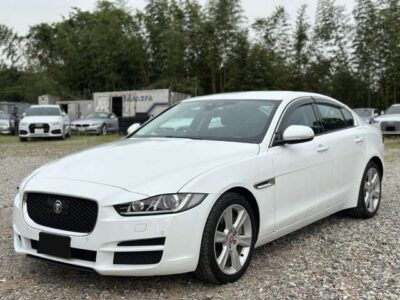 2018 Jaguar XE 20t Prestige