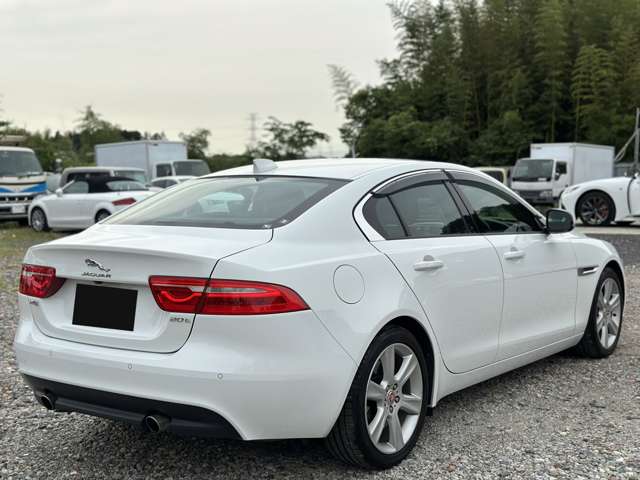 2018 Jaguar XE 20t Prestige