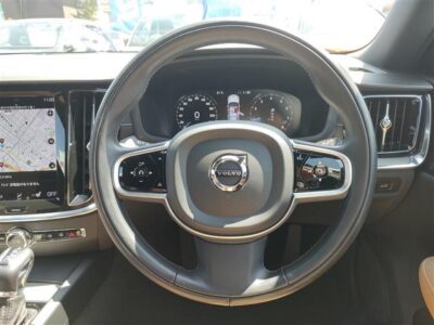 2020 Volvo V60 Cross Country T5 AWD Pro